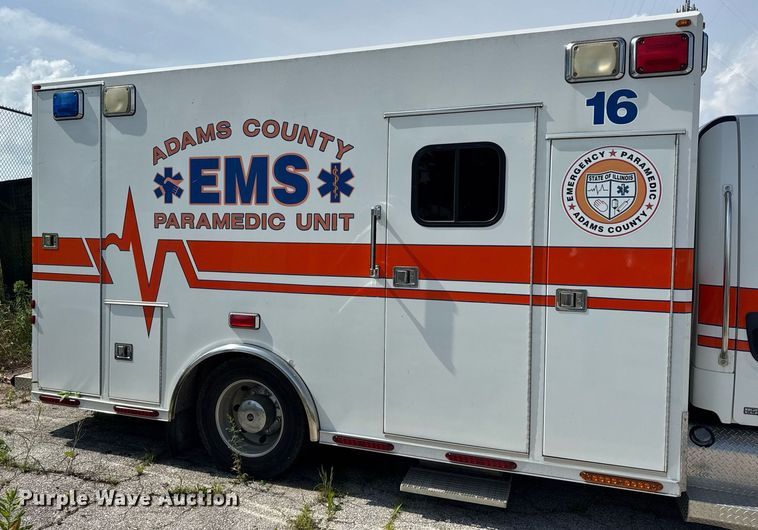 image for item DI9765 2010 Freightliner Business Class M2 ambulance