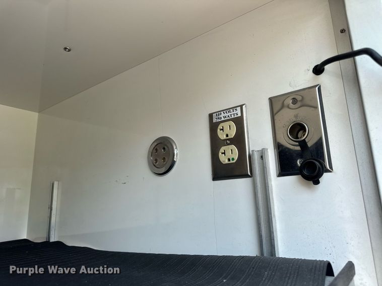 image for item DI9765 2010 Freightliner Business Class M2 ambulance