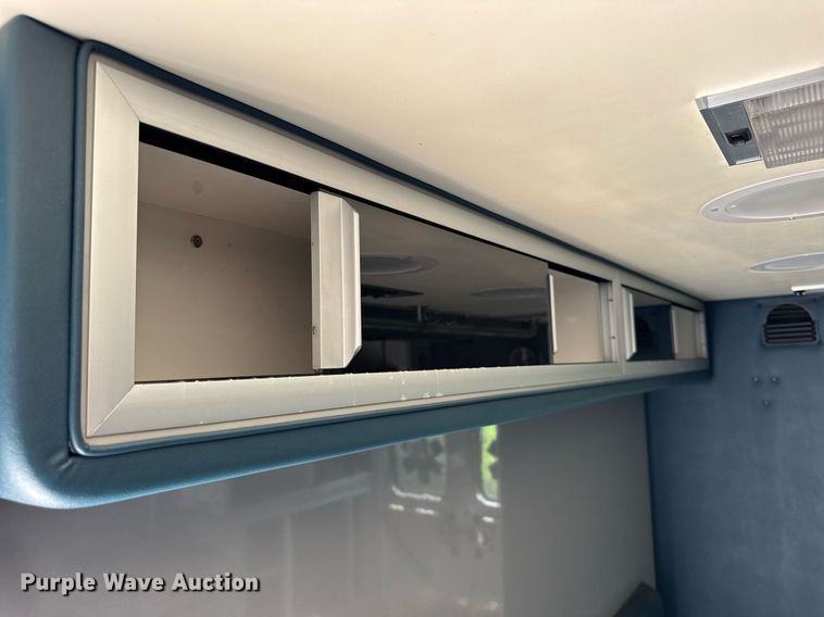 image for item DI9765 2010 Freightliner Business Class M2 ambulance