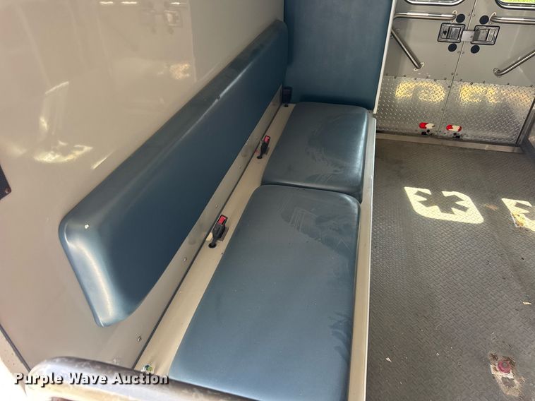 image for item DI9765 2010 Freightliner Business Class M2 ambulance