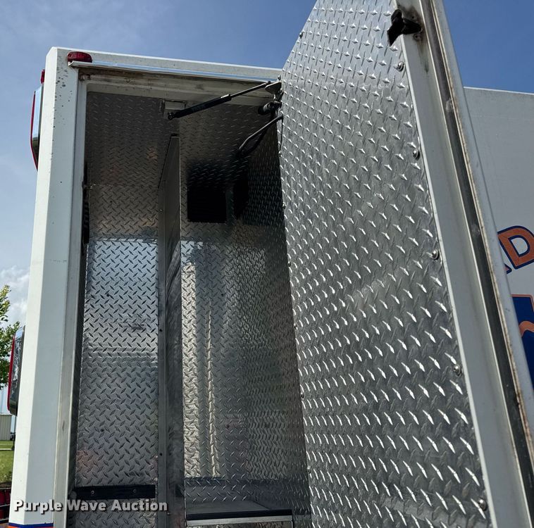 image for item DI9765 2010 Freightliner Business Class M2 ambulance