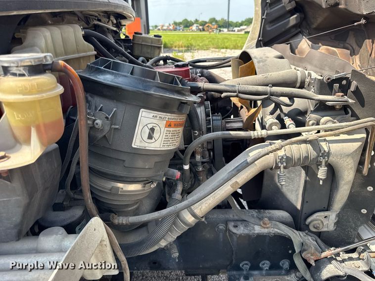 image for item DI9765 2010 Freightliner Business Class M2 ambulance