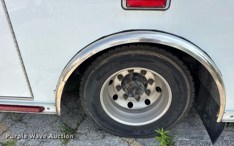 image for item DI9765 2010 Freightliner Business Class M2 ambulance