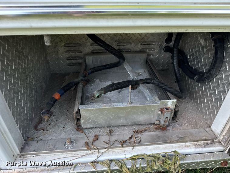 image for item DI9816 2006 Ford E450 Super Duty ambulance