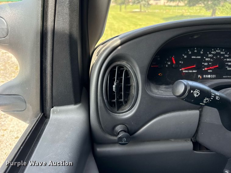 image for item DI9816 2006 Ford E450 Super Duty ambulance