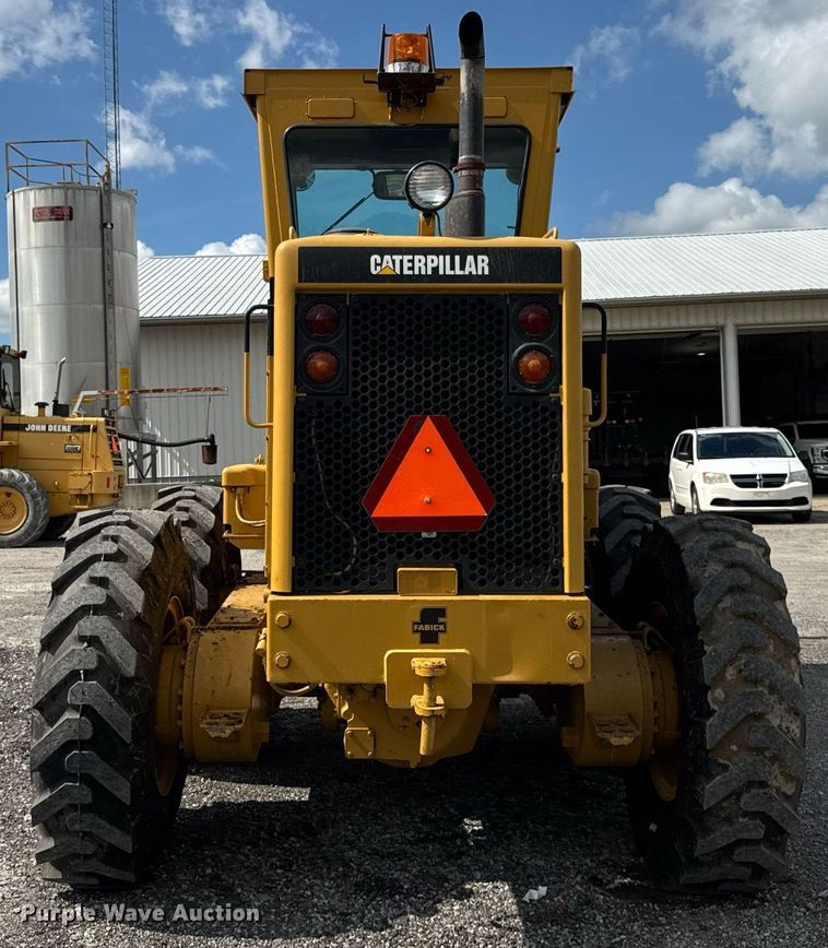 image for item DI9904 1986 Caterpillar 140G motor grader