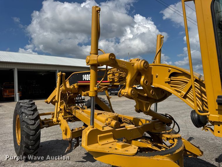 image for item DI9904 1986 Caterpillar 140G motor grader