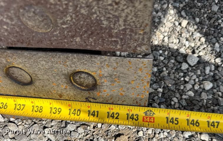 image for item DI9904 1986 Caterpillar 140G motor grader