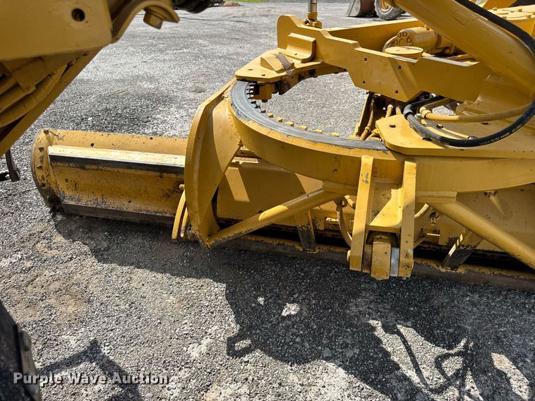 image for item DI9904 1986 Caterpillar 140G motor grader