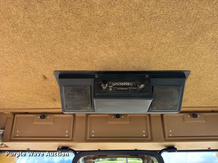 image for item DI9904 1986 Caterpillar 140G motor grader