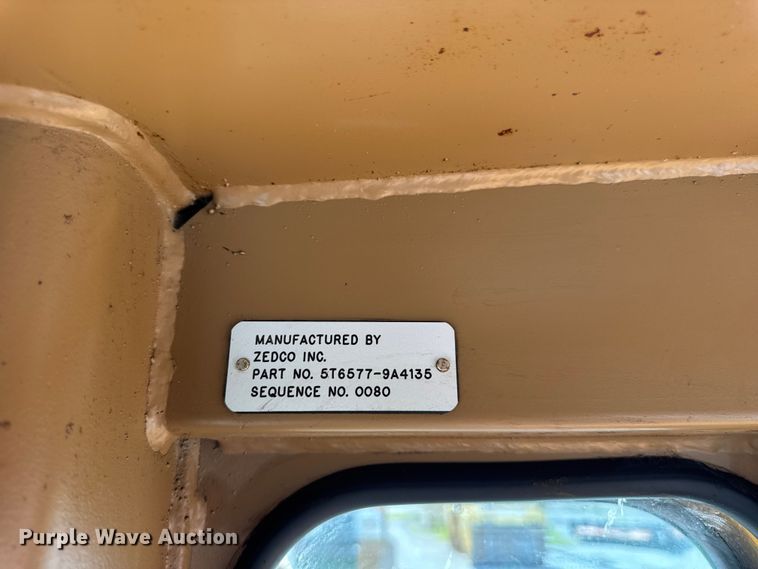 image for item DI9904 1986 Caterpillar 140G motor grader