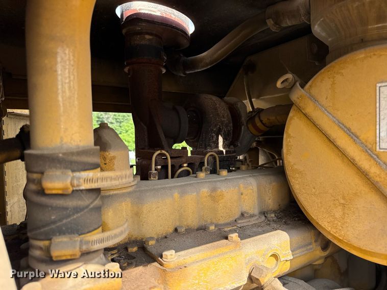 image for item DI9904 1986 Caterpillar 140G motor grader