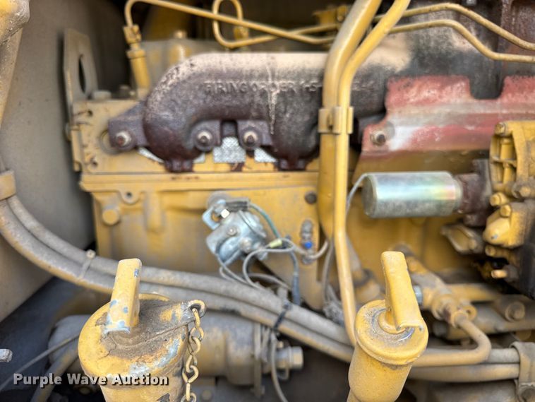 image for item DI9904 1986 Caterpillar 140G motor grader