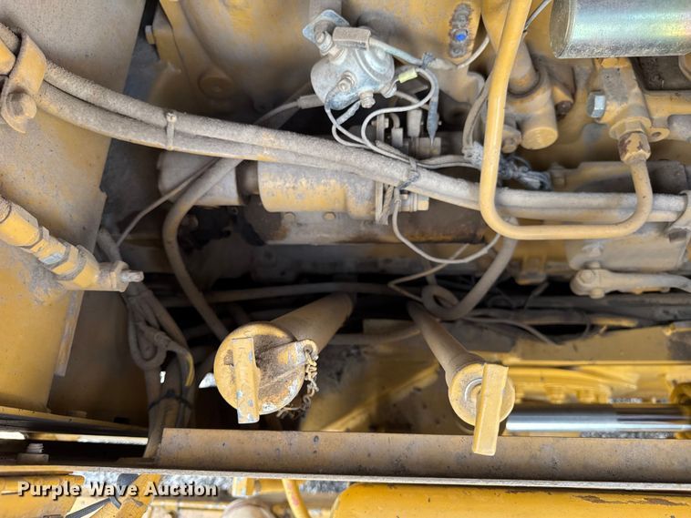 image for item DI9904 1986 Caterpillar 140G motor grader