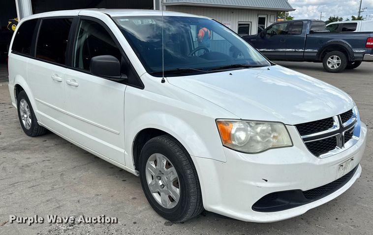 image for item DI9910 2011 Dodge Grand Caravan van