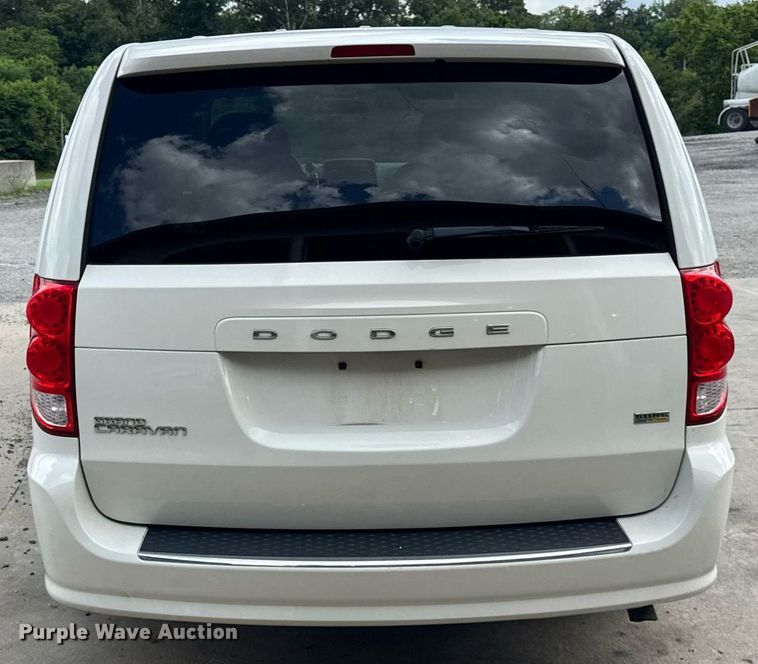 image for item DI9910 2011 Dodge Grand Caravan van