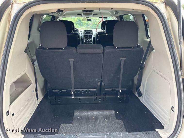 image for item DI9910 2011 Dodge Grand Caravan van