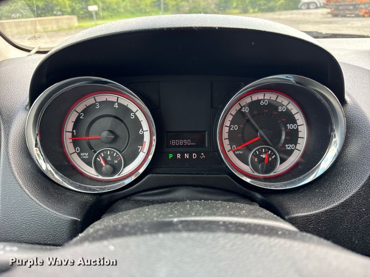 image for item DI9910 2011 Dodge Grand Caravan van