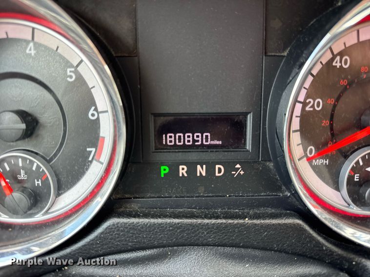 image for item DI9910 2011 Dodge Grand Caravan van