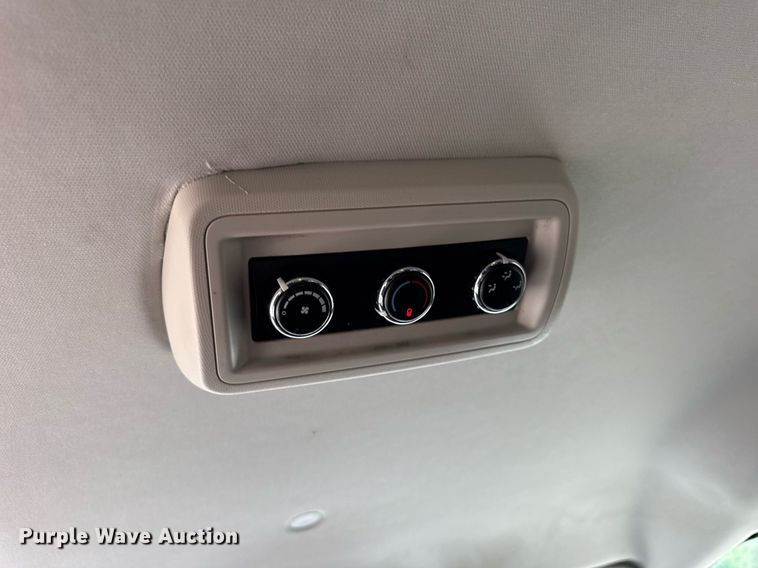 image for item DI9910 2011 Dodge Grand Caravan van