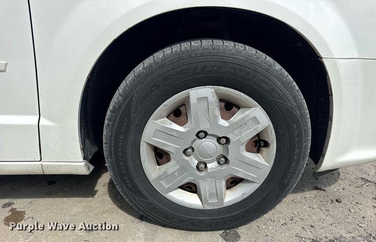 image for item DI9910 2011 Dodge Grand Caravan van
