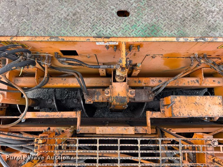 image for item DI9945 1993 Barber Greene BG210B paver