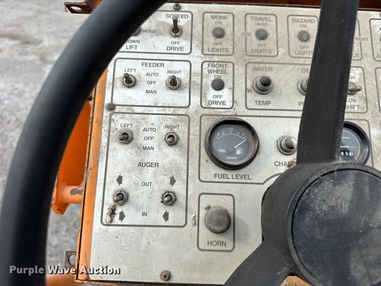 image for item DI9945 1993 Barber Greene BG210B paver