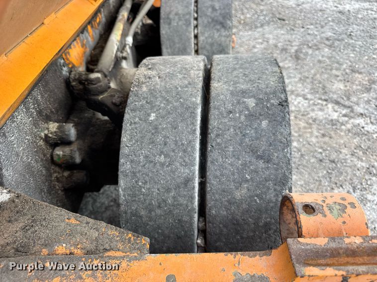 image for item DI9945 1993 Barber Greene BG210B paver