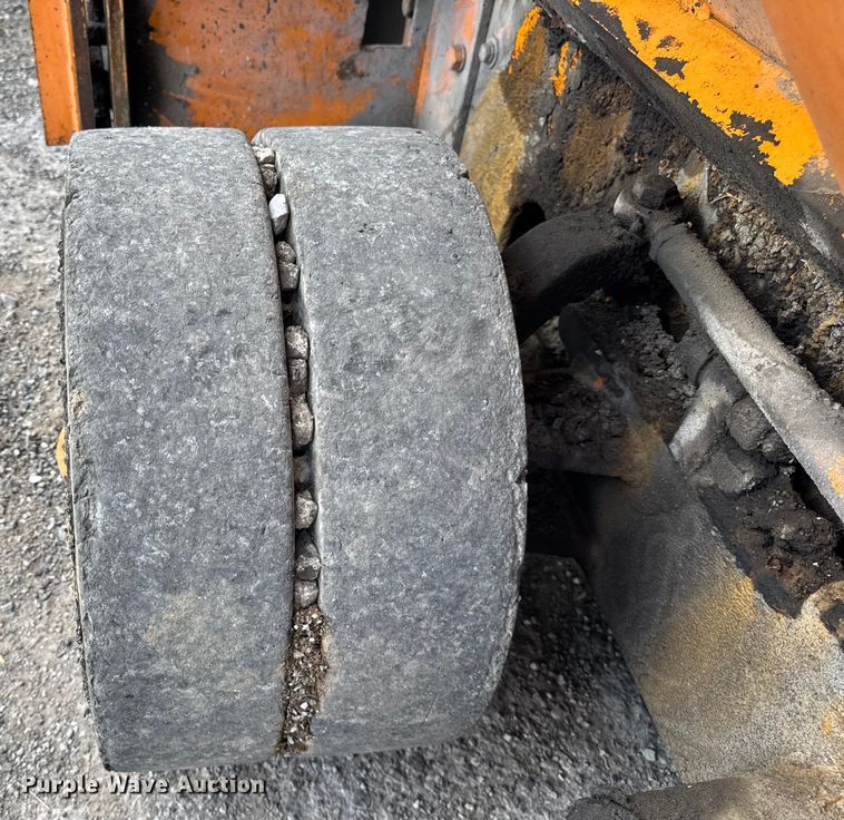 image for item DI9945 1993 Barber Greene BG210B paver