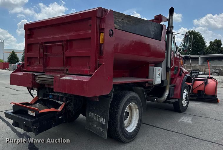 image for item DI9953 2003 Sterling L8500 dump truck