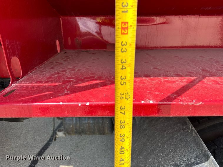 image for item DI9953 2003 Sterling L8500 dump truck