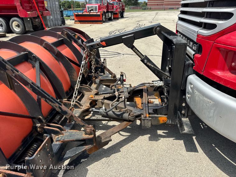 image for item DI9953 2003 Sterling L8500 dump truck