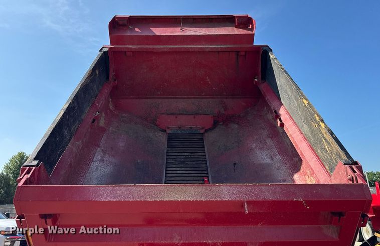 image for item DI9953 2003 Sterling L8500 dump truck