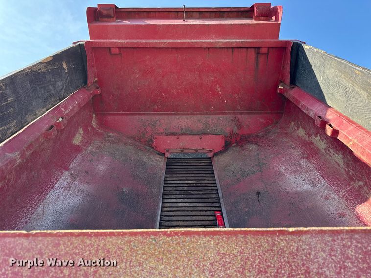 image for item DI9953 2003 Sterling L8500 dump truck