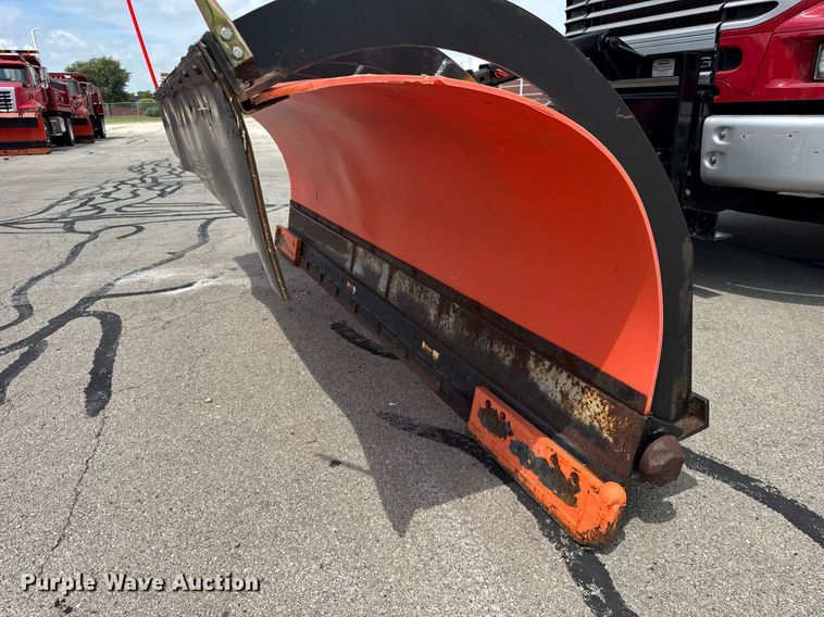 image for item DI9953 2003 Sterling L8500 dump truck