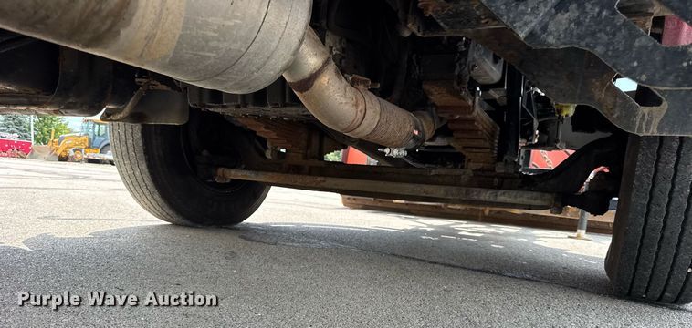 image for item DI9953 2003 Sterling L8500 dump truck