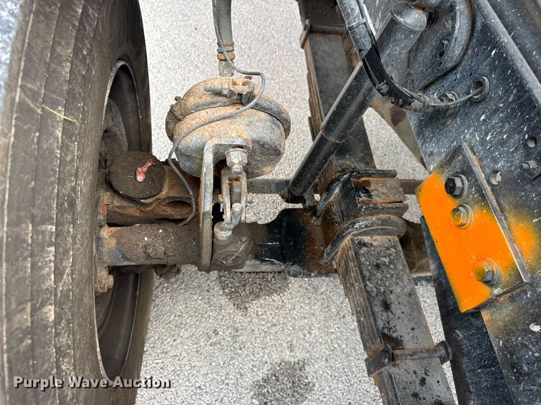 image for item DI9953 2003 Sterling L8500 dump truck