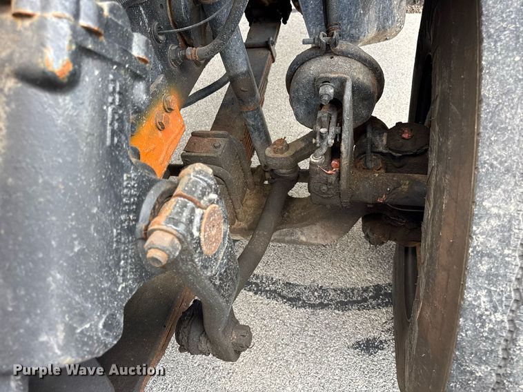 image for item DI9953 2003 Sterling L8500 dump truck