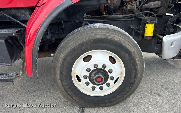 image for item DI9953 2003 Sterling L8500 dump truck