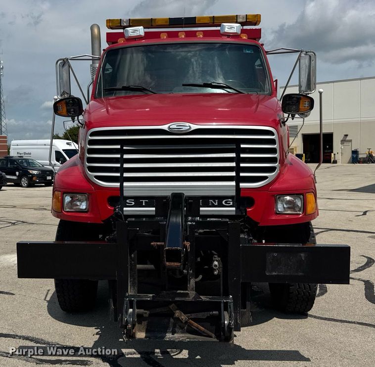 image for item DJ9189 2002 Sterling L8500 dump truck