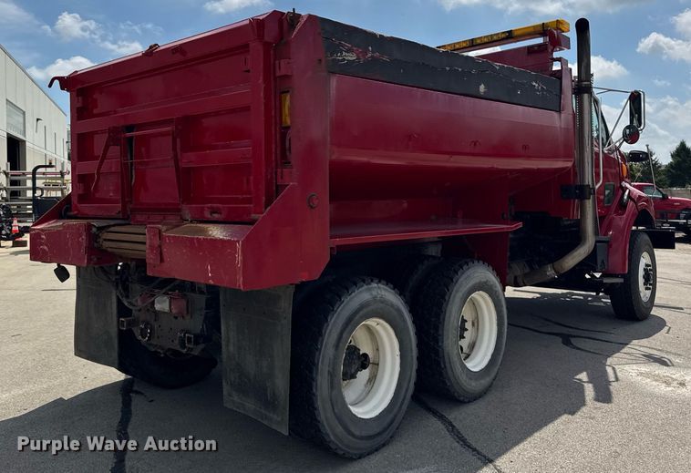 image for item DJ9189 2002 Sterling L8500 dump truck