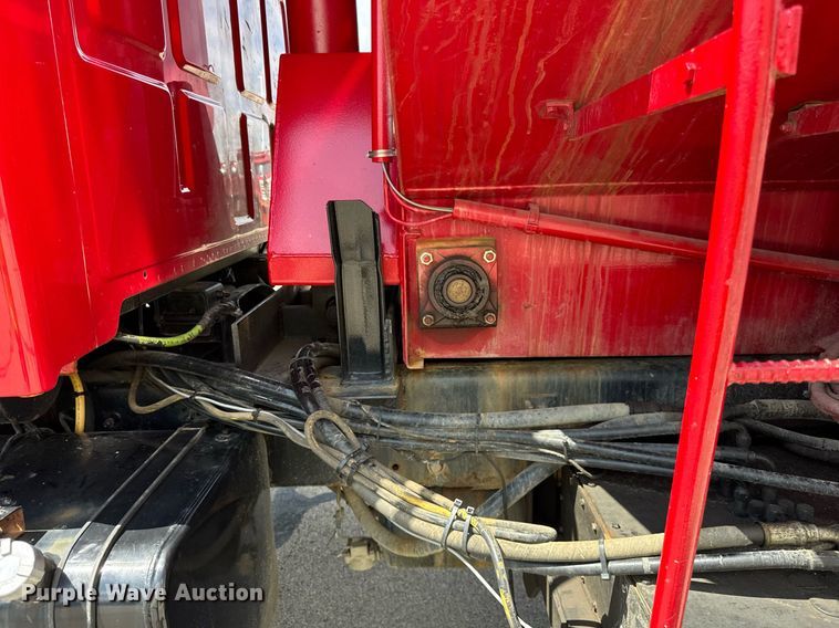 image for item DJ9189 2002 Sterling L8500 dump truck