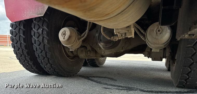 image for item DJ9189 2002 Sterling L8500 dump truck