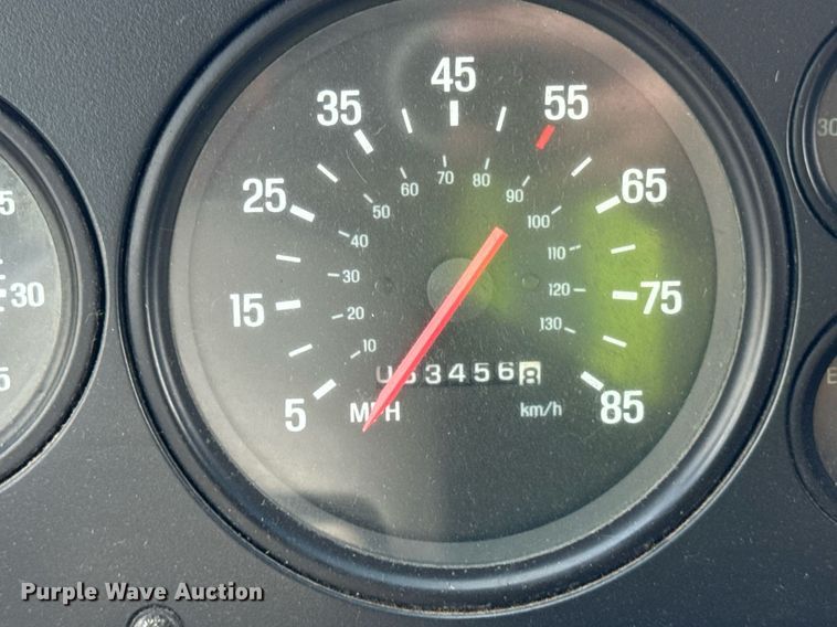 image for item DJ9189 2002 Sterling L8500 dump truck