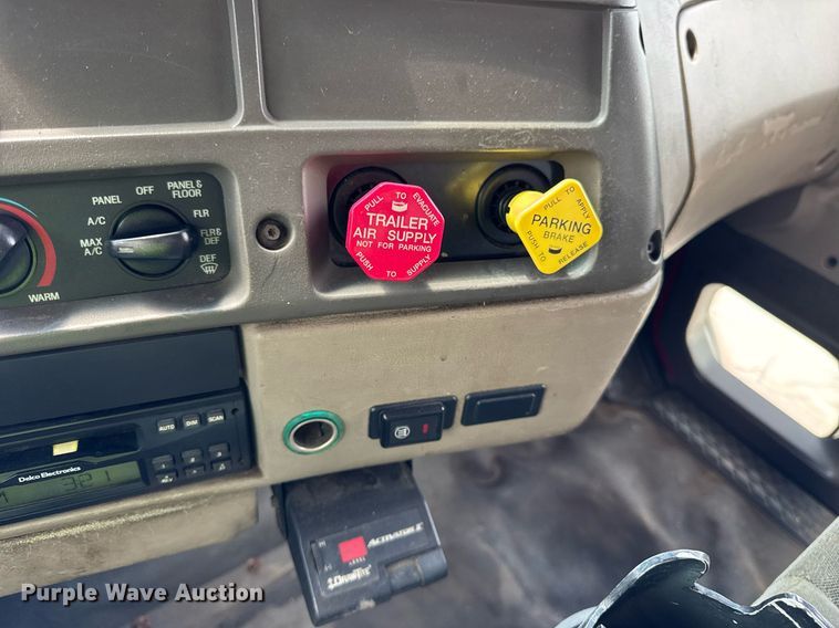 image for item DJ9189 2002 Sterling L8500 dump truck