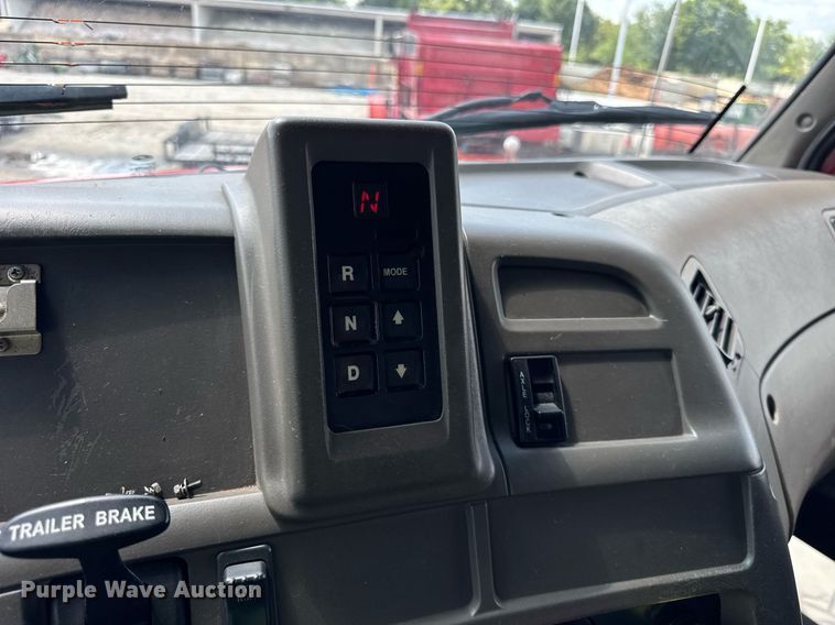 image for item DJ9189 2002 Sterling L8500 dump truck