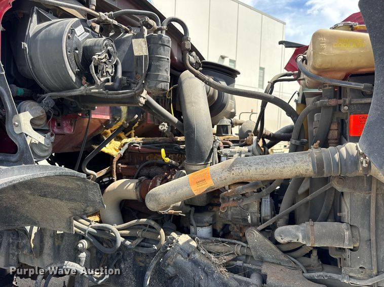 image for item DJ9189 2002 Sterling L8500 dump truck