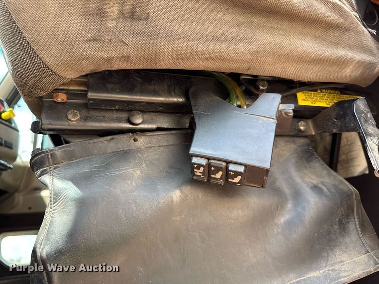 image for item DJ9189 2002 Sterling L8500 dump truck