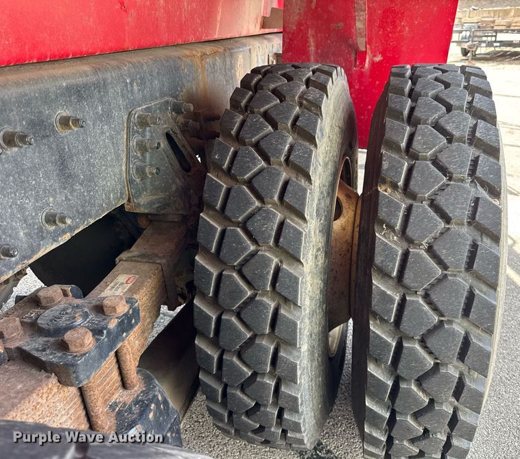 image for item DJ9189 2002 Sterling L8500 dump truck