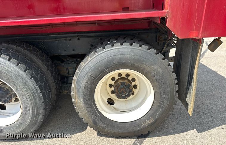 image for item DJ9189 2002 Sterling L8500 dump truck